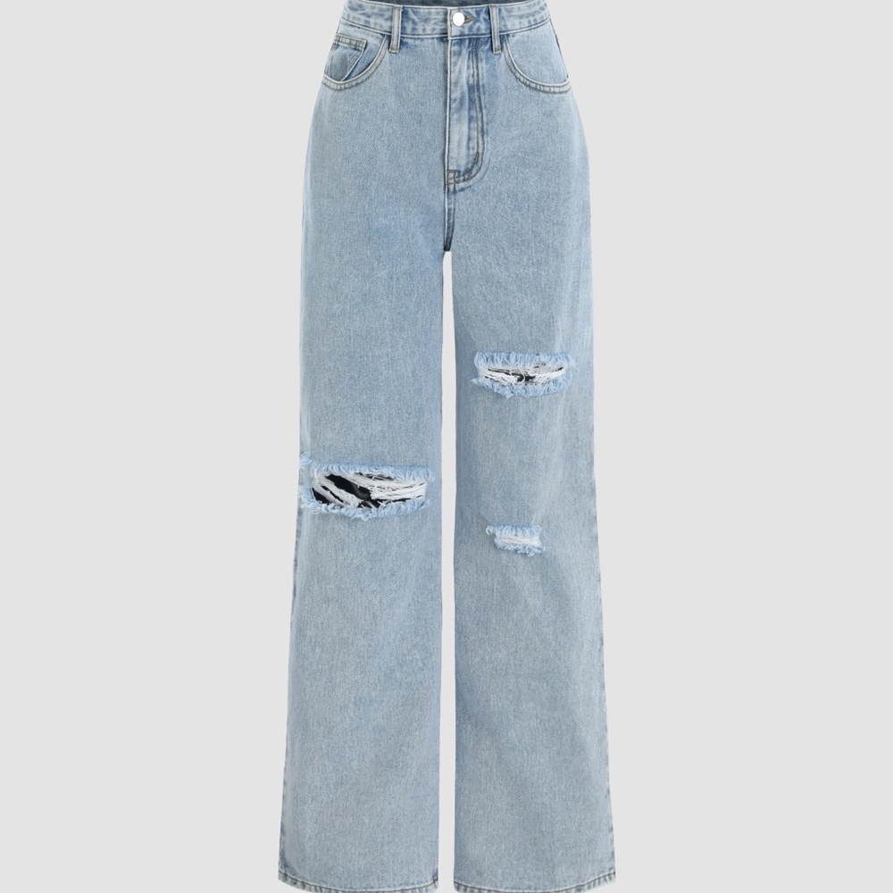 *NWT* Cider Petite Denim Classic Ripped Straight Leg Jeans